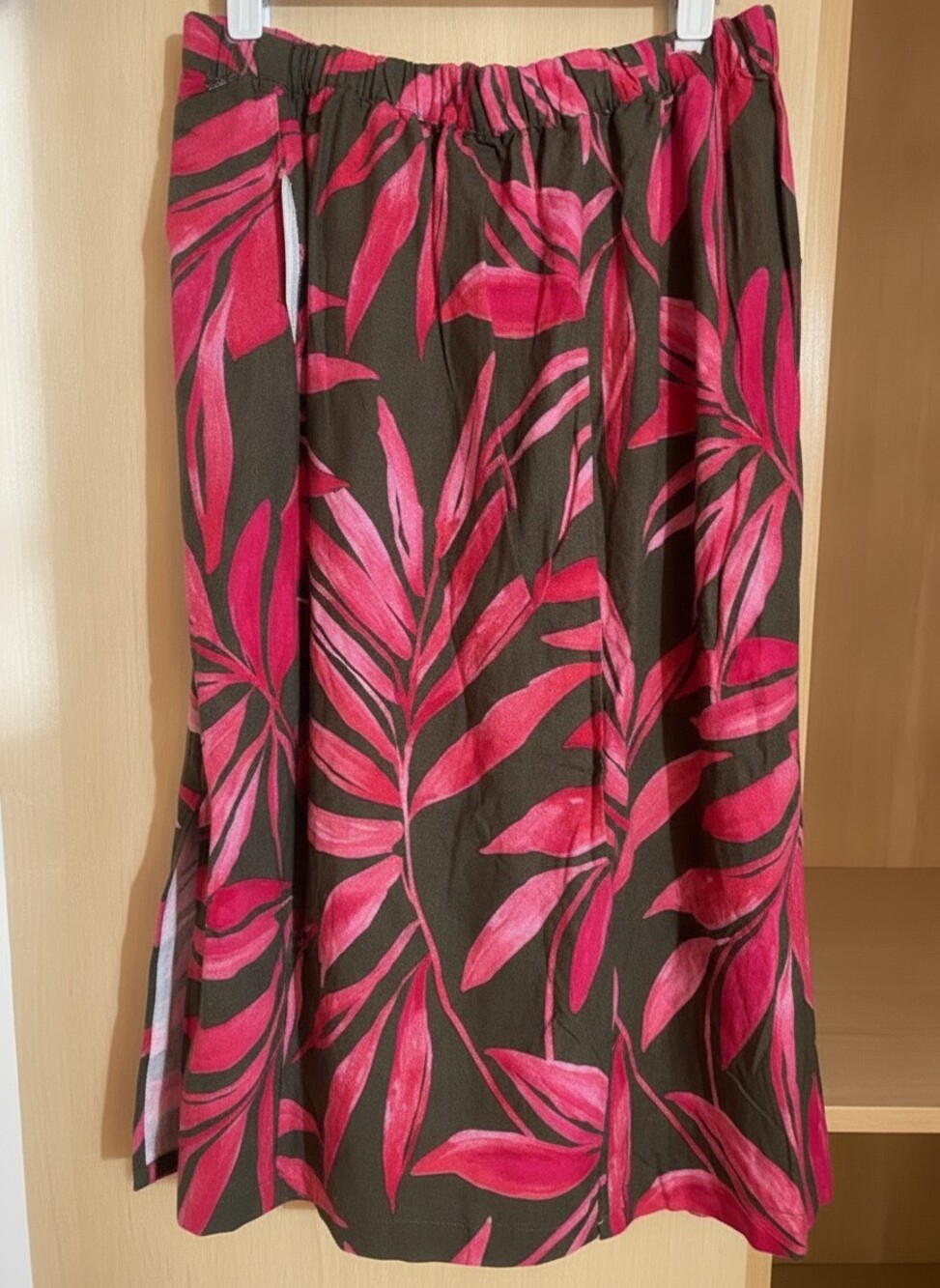 Time and Tru Floral Midi Skirt Green Pink 16W NWT